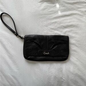Vintage Coach Pleated Leather Wristlet